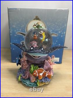 Disney Store Finding Nemo Musical Snow Globe Mr. Ray Nemo Dory Pixar withBox works