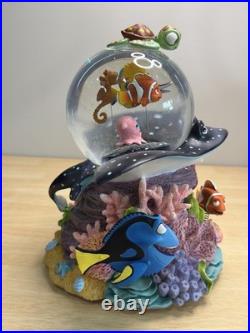 Disney Store Finding Nemo Musical Snow Globe Mr. Ray Nemo Dory Pixar withBox works