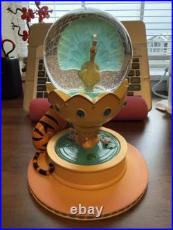 Disney Store Jasmine & Rajah Snow Globe Collectible from Aladdin RARE