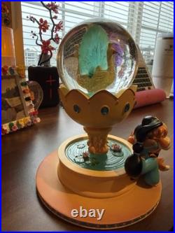 Disney Store Jasmine & Rajah Snow Globe Collectible from Aladdin RARE