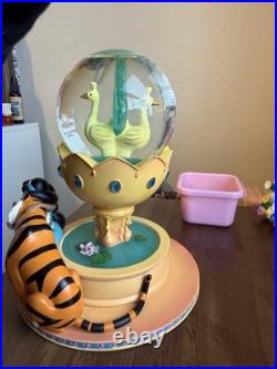 Disney Store Jasmine & Rajah Snow Globe Collectible from Aladdin RARE