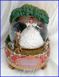 Disney Store Large Enchanted Giselle and Woodland Friends Snow Globe RARE 2008