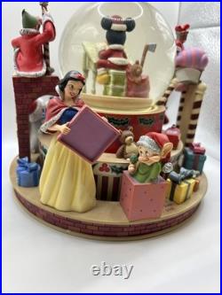 Disney Store Mickey's Holiday Workshop Snow globe With Original Box Tested Works