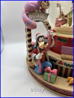 Disney Store Mickey's Holiday Workshop Snow globe With Original Box Tested Works