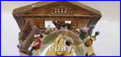 Disney Store Musical Snow Globe Snow White & The Seven Dwarfs Spinning Center