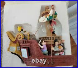 Disney Store Peter Pan Hook Pirate Ship Musical Snowglobe You Can Fly RARE New