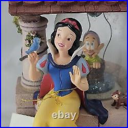 Disney Store Snow White And Dopey Wishing Well Snow Globe In Original Box READ