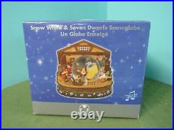 Disney Store Snow White and the Seven Dwarfs Music Box Water Globe Rare Vintage