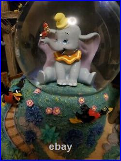 Disney Store Snowglobe Dumbo and the Crows Rare HTF Works Great! Timothy Mouse