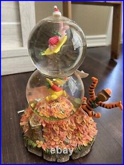 Disney Store Winnie The Pooh's Kite Trouble Musical Double Two Tier Snow Globe
