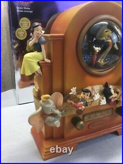 Disney Store Wonderful World of Disney Snow Globe Vintage Radio Music Box