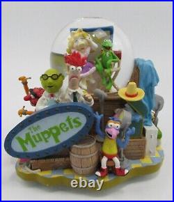 Disney The Muppets Musical Snow Globe The Muppet Show Theme Marquis Lights Up