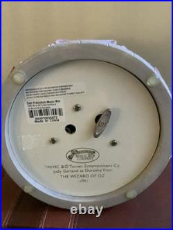 Disney The Wizard of Oz Hourglass Snow Globe Music Box Disney The Wizard of Oz Hourglass Snow Globe Music Box