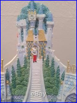 Disney Three Princesses Castle Musical Snowglobeaurora, Cinderella & Snow White