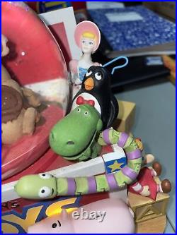 Disney Toy Story Woody's Toy Box Music Box Snow Globe Toy Story 2 Buzz Jessie