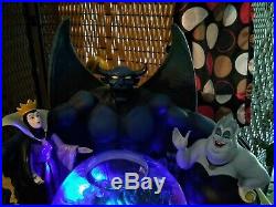 Disney Villains Musical Lighted Snowglobe Mint! Lights up and music box plays