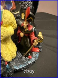 Disney Villains Snow Globe Glow in the Dark Musical Grim Grinning Ghost Haunted