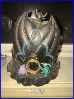 Disney Villains early 90's snow globe
