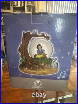Disney Vintage Collector Snow White and Friends Snow Globe Brahm's Waltz