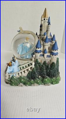 Disney WDW Resorts Snow Globe Castle Cinderella Lighted Musical Motion Works