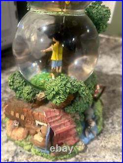 Disney Winnie The Pooh Musical Movement Snowglobe rare