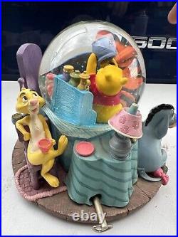 Disney Winnie The Pooh Musical Snow Globe Vintage Collectible RARE! 1E