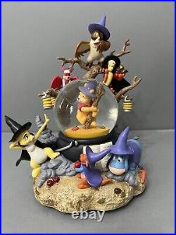 Disney Winnie The Pooh Snow Globe Musical Halloween Lights Up Pooh Revolves Rare