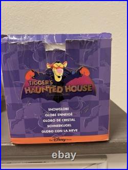 Disney Winnie the Pooh Halloween Tiggers Haunted House Musical Snow Globe Works