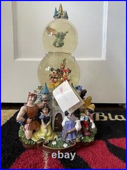 Disney World Character Parade Two Tiered Snow Globe (Spinning Dumbo) immaculate