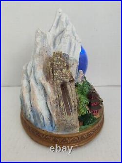 Disney World Expedition Everest Abominable Snowman Yeti Snow Globe RARE RETIRED