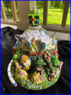 Disney World Magic Kingdom Snow Globe Musical Working 4 Parks One World Monorail