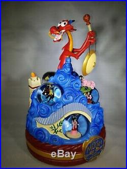 Disney mulan Snowglobe