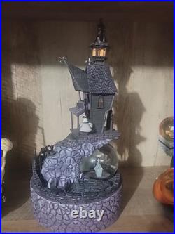 Disney nightmare before christmas snow globe
