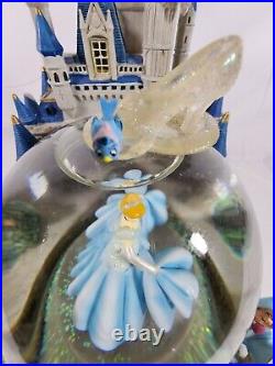 Disney's Cinderella Snow Globe Lights and Music plays A Dream is a Wish READ