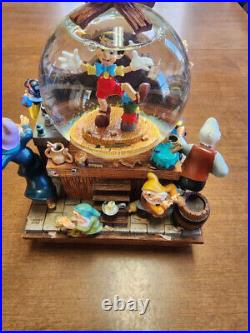 Disney's Pinocchio Share a Dream Come True Musical Snowglobe