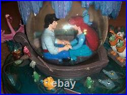 Disney's The Little Mermaid Kiss the Girl Vintage 1998 Snow Globe VERY RARE