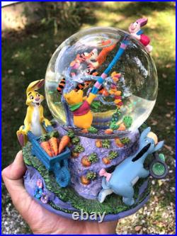 Disney's Winnie The Pooh Blustery Day Snow Globe Vgc Working