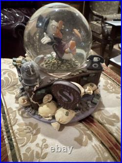 Disney snowglobe SCROOGE MCDUCK Mint-Musical Snow Globe