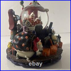Disney store nightmare before Christmas what's this light up snow globe