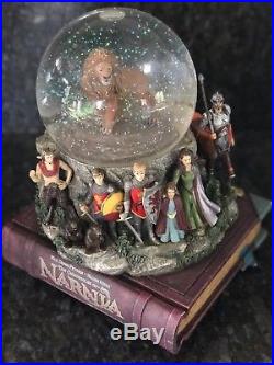 Disneys Chronicals Of Narnia Limited Edition Snow Globe