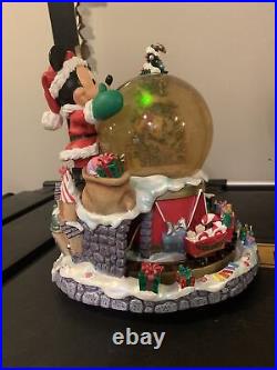 Disneys Deck the halls mickey mouse christmas tree train snow globe/snowblizzard