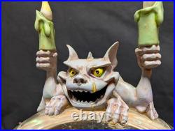 Disneys haunted mansion snow globe grim grinning ghost