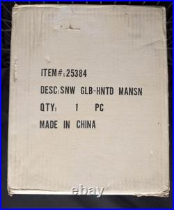 Disneys haunted mansion snow globe grim grinning ghost