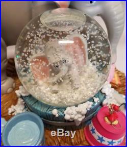 Exclusive Disney Auctions Dumbo Bath Mrs. Jumbo Snowglobe Water Snow Globe RARE