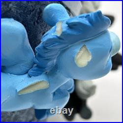 Extremely RARE DISNEY AUCTIONS LE Fantasia Mickey Snow Globe DAMAGED READ