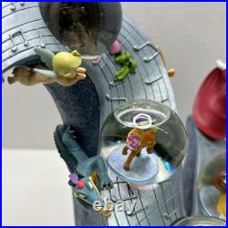 Extremely RARE DISNEY AUCTIONS LE Fantasia Mickey Snow Globe DAMAGED READ