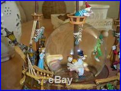 Extremely Rare! Walt Disney Peter Pan Captured by Captain Hook Snowglobe Statue