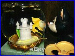 Figaro & Cleo, Disney Store Snow Water Globe, From Pinocchio, New, Mint