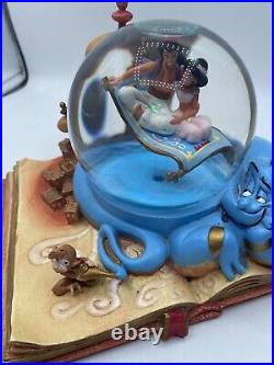 Hallmark Disney Aladdin Water Snow Globe Wonders Within Collection 2014