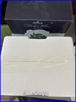 Hallmark Disney Ariel The Little Mermaid Deep-Sea Dreamer Snow Globe 2012